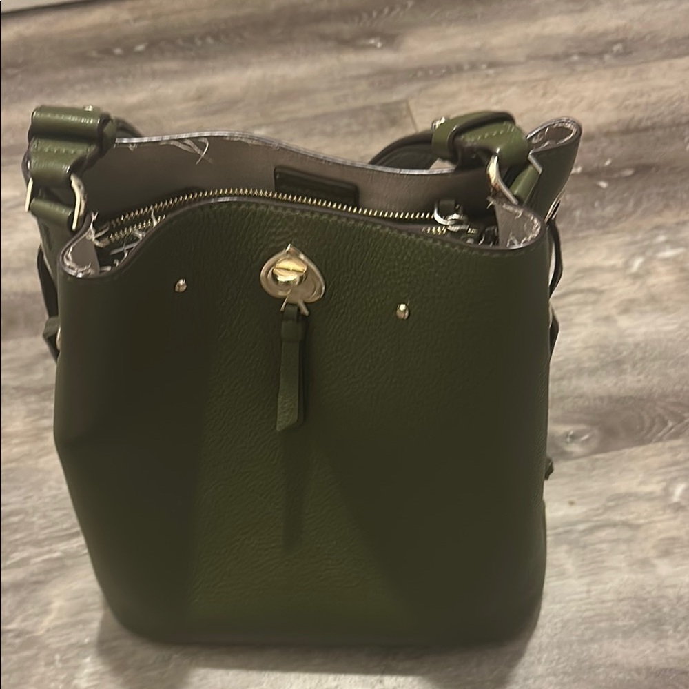 Kate Spade Green Shoulder Bag with Structured Design